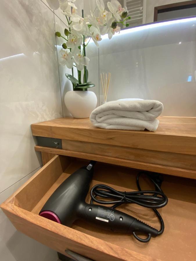 Aparthotel Riva Zawiercie Bagian luar foto